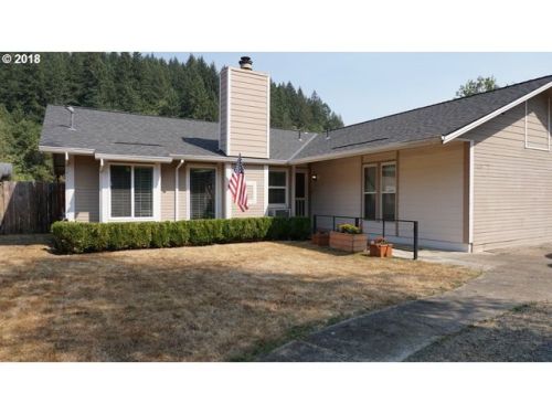 1189 Water St, Silverton, OR 97381-1334