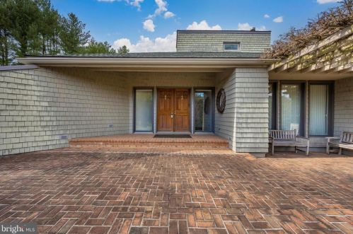15746 Union Chapel Rd, Woodbine, MD 21797-7710
