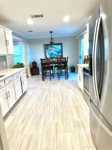 12301 Drummond Dr, Austin TX  78754-6014 exterior