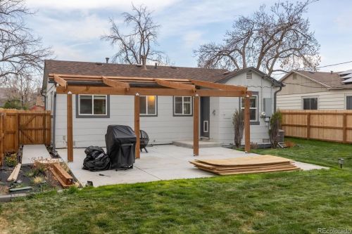 1733 Oakland St, Denver CO  80010-2823 exterior