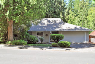 7145 Ventura Dr, Portland, OR 97223-9176