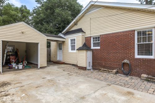 809 College St, Waycross, GA 31501-4419