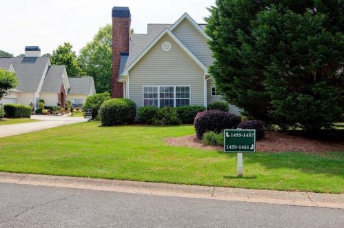 1457 Settlers Walk Way, Marietta, GA 30060-7570