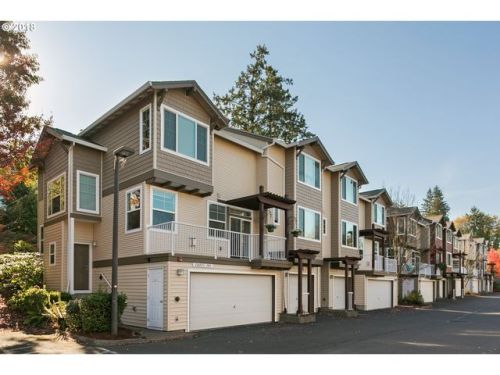 10851 Canterbury Ln, Portland OR  97224-3853 exterior