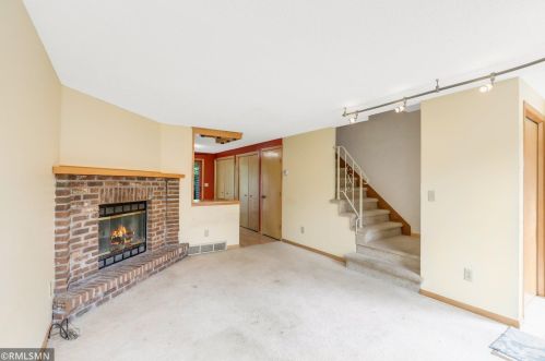 1486 Granada Ave, Saint Paul MN  55128-4225 exterior