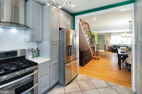 1702 11 St, Philadelphia PA 19122-0027 exterior