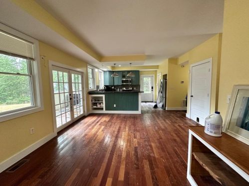 547 Royalston Rd, Fitzwilliam, NH 03447-3436