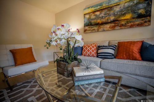 430 Girard St, San Francisco CA 94134-2110 exterior