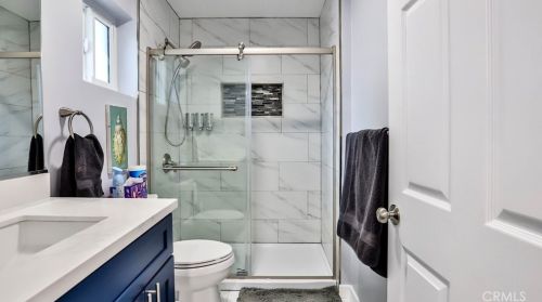 1555 Kimberly Ave, Anaheim CA  92802-2707 exterior