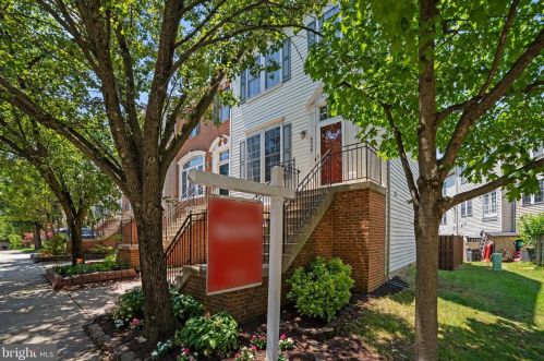 6646 Debra Lu Way, Springfield, VA 22150-7820