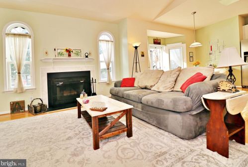 34 Colonel Miles Ct, Harpers Ferry WV 25425-3109 exterior