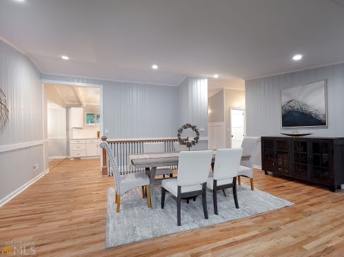 2114 Drew Valley Rd, Atlanta GA  30319-3918 exterior