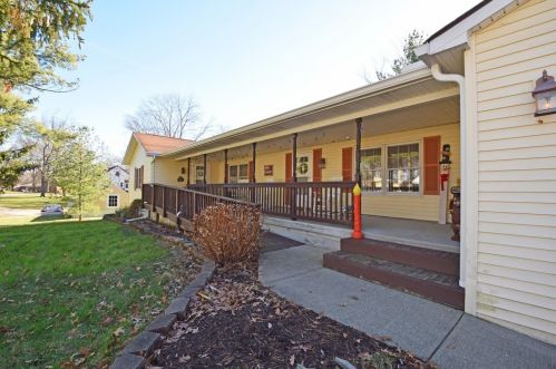 855 Carol Dr, Cincinnati, OH 45245-2604