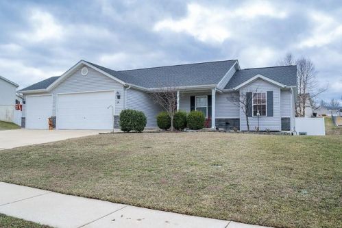26 Robin Hood Dr, Old Alexandria, MO 63379-2390