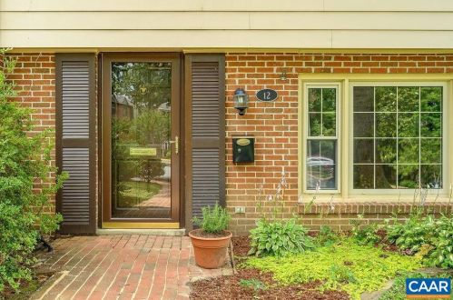 12 Georgetown Grn, Charlottesville, VA 22901-2123