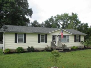 2203 Trotwood Dr, Pulaski, TN 38478-9708