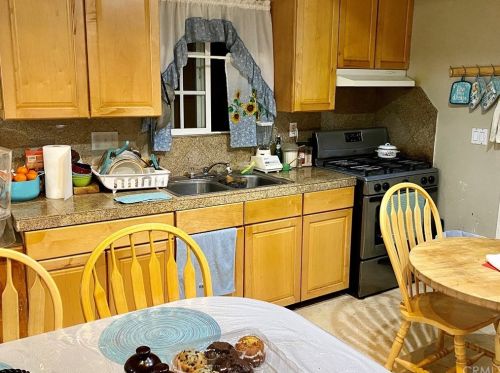 10626 Portsmouth Ct, Riverside CA  92503-5326 exterior