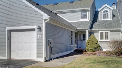 23 Village Dr, Montville Township, NJ 07045-9454