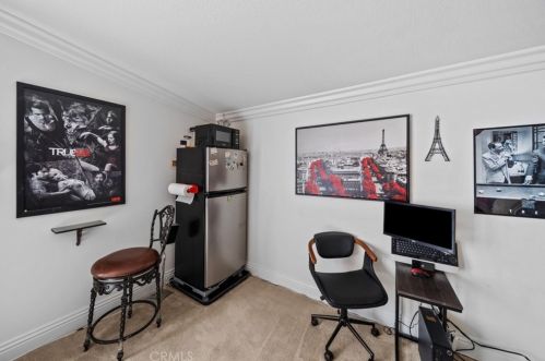 11364 Pondhurst Way, Riverside CA  92505-3471 exterior