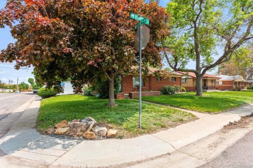 7296 Raritan St, Denver, CO 80221-3146