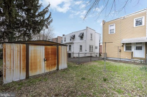 206 Cooper Ave, Camden NJ  08107-2209 exterior