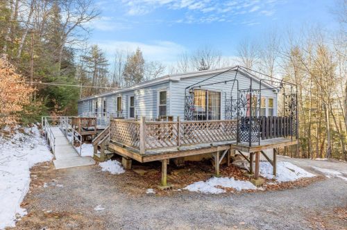 14 Peggy Dr, Belmont, NH 03220-3200