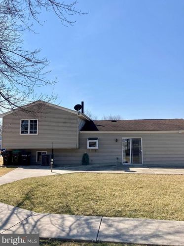 23 Jackson Ln, Erial, NJ 08081-1737
