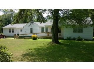 712 Dart Hill Rd, Vernon, CT 06066-2745