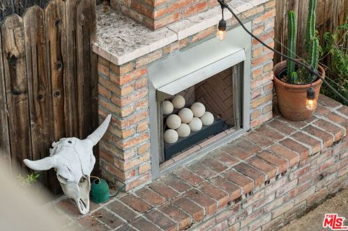 1520 Columbia Dr, Glendale CA  91205-3508 exterior