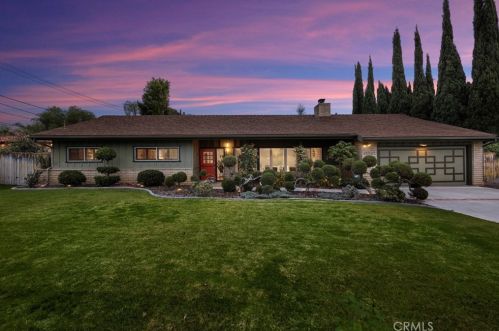 13952 Hewes Ave, Santa Ana, CA 92705-2778