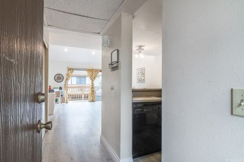 425 Orange Blossom, Irvine, CA 92618-4447