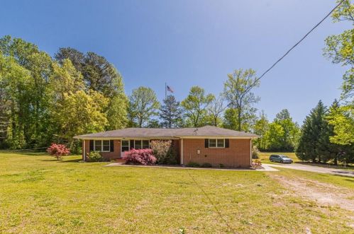 6860 Mark Turner Rd, Lithia Springs, GA 30122-1924