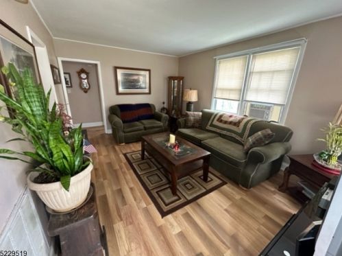 19 Jefferson Ave, Dover NJ  07801-5503 exterior