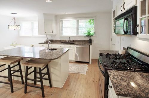 1432 Cornell Rd, Atlanta GA  30306-2403 exterior