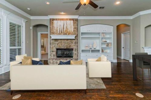 8008 Derby Run Dr, Fort Worth TX  76182-8779 exterior