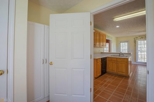 60 Monte Ln, Jefferson GA  30549-6904 exterior