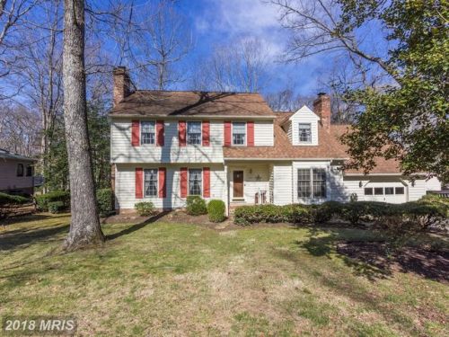 421 Breezewood Dr, Fredericksburg, VA 22407-1365