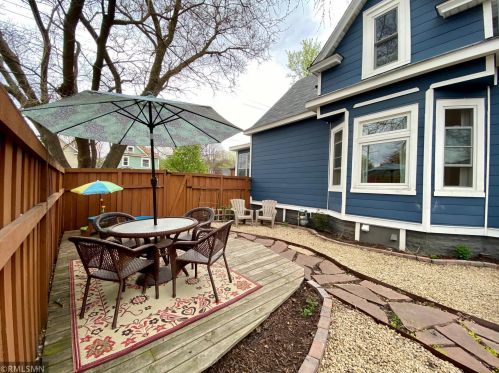 38 Douglas St, Saint Paul MN  55102-2714 exterior