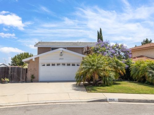 1955 Peninsula Verde Dr, Palos Verdes Estates, CA 90275-1054