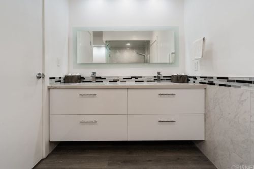 1652 Gladys Dr, Glendale CA  91206-1616 exterior