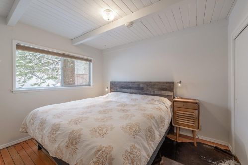 13584 Moraine Rd, Truckee CA  96161-3837 exterior