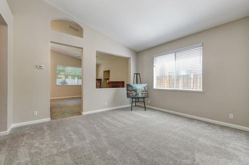 1086 Rathbone Cir, Folsom, CA 95630-8530