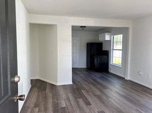 2518 Birdell St, Fort Worth TX  76105-2914 exterior