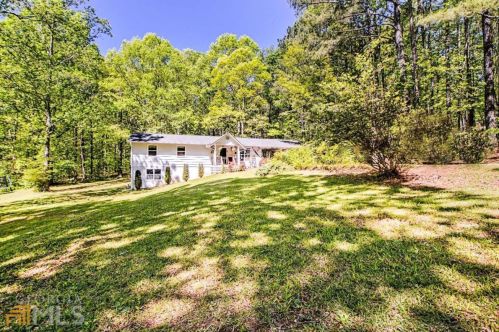 80 Sunnyland Dr, Newnan, GA 30265-1645