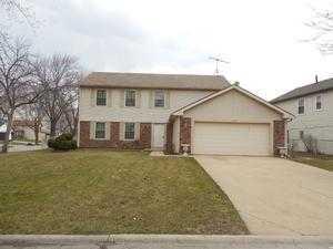 1086 Churchill Dr, Lemont, IL 60440-1452