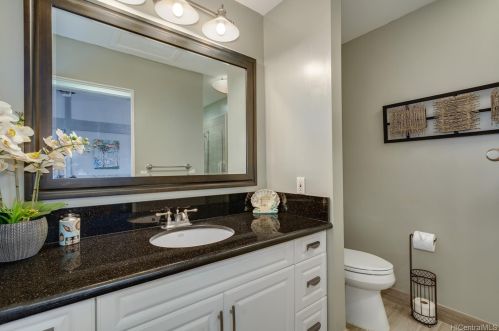 5361 Poola St, Honolulu HI  96821-1536 exterior