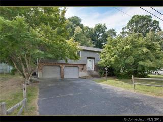 36 Richard Blvd, Huntington, CT 06484-4384
