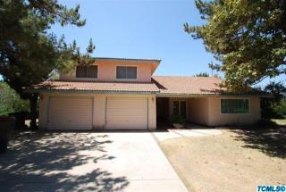 26461 Mulanax Dr, Visalia, CA 93277-9517