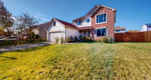 208 Pepperidge Cir, Streamwood, IL 60107-2228