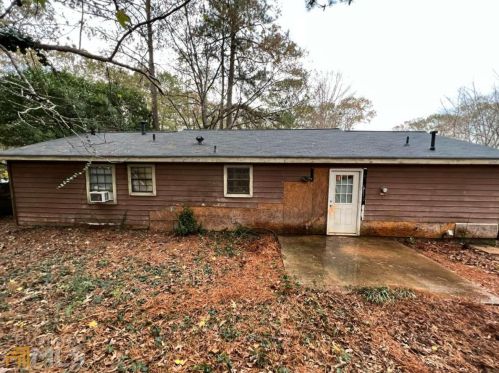 675 Lakeridge Dr, Conyers GA  30094-2676 exterior